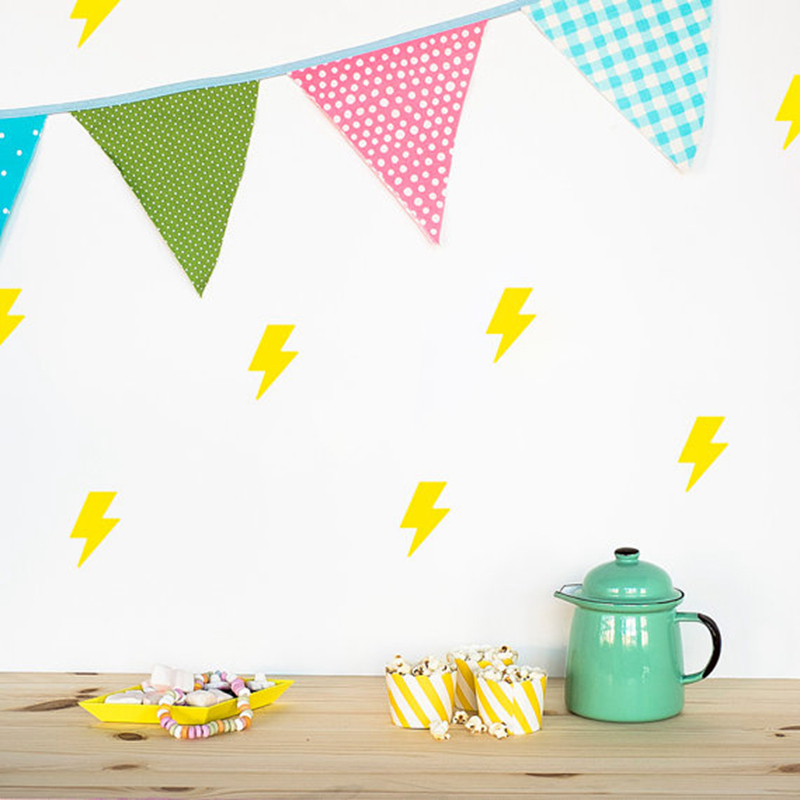 Tiny lightnings รูปแบบรูปลอกผน - Lighting Mcqueen Decor บทวิจารณ์และราคา